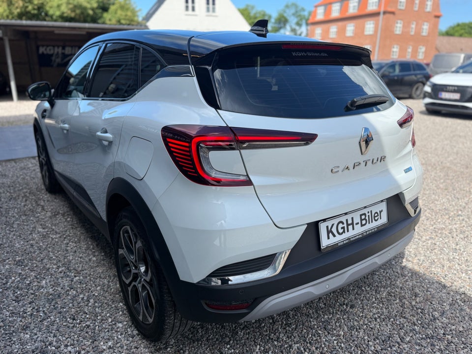 Renault Captur 1,6 E-Tech Intens 5d