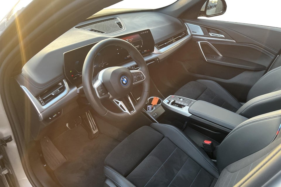 BMW iX1 eDrive20 M-Sport Pro 5d