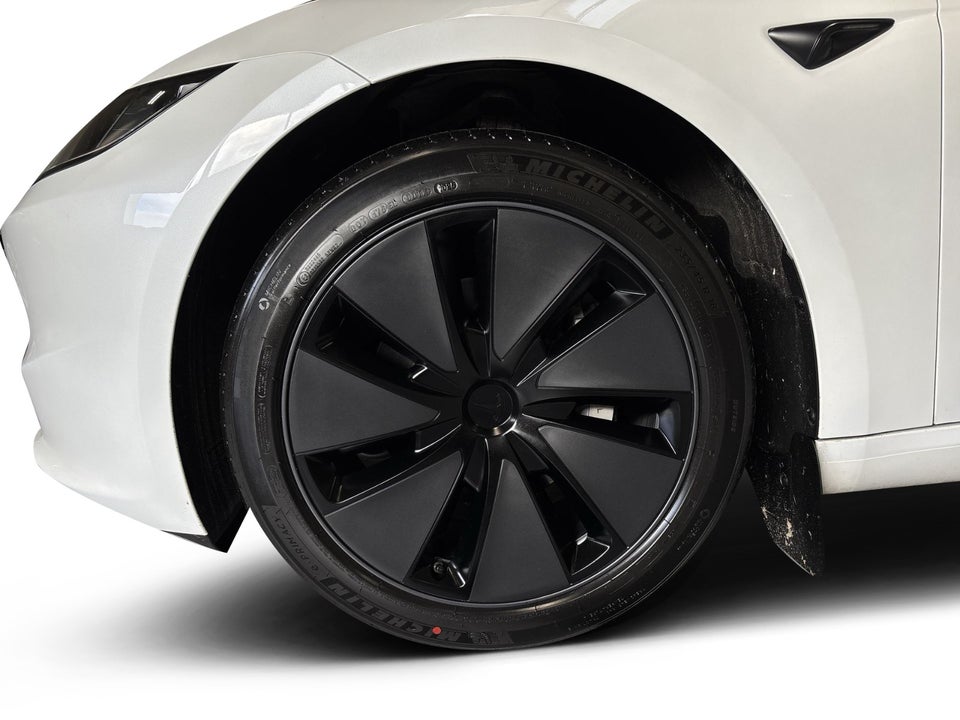 Tesla Model 3 RWD 4d