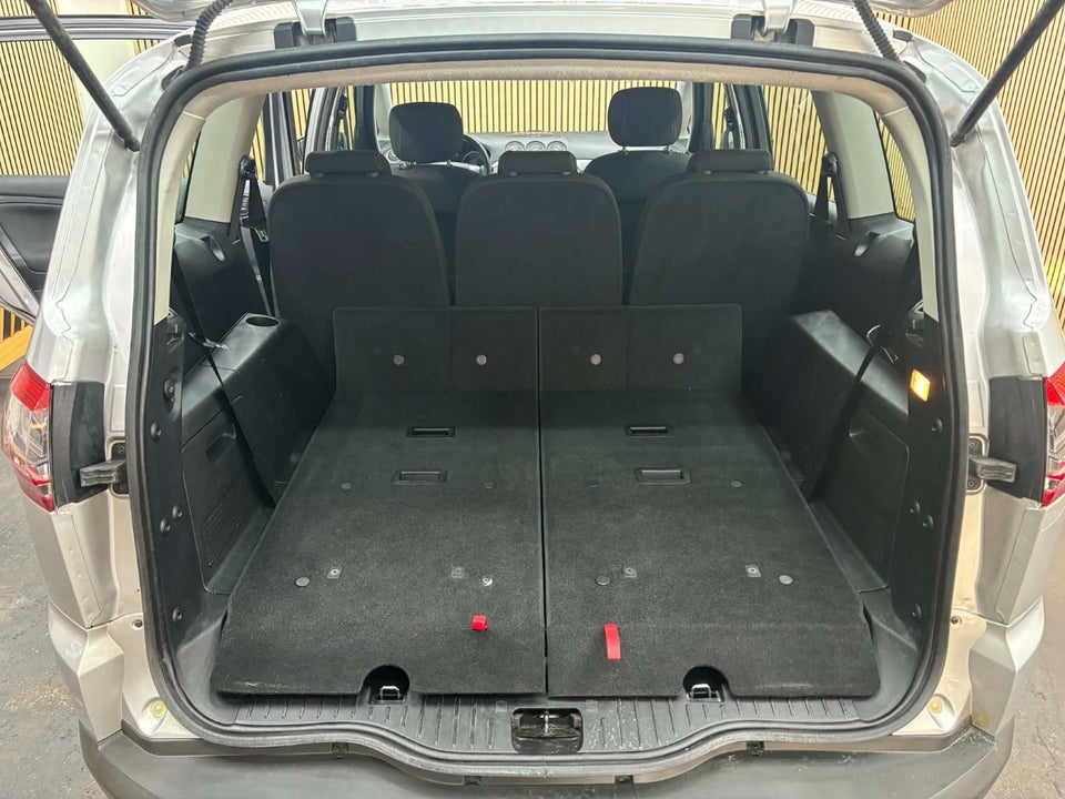 Ford S-MAX 2,0 TDCi 140 Titanium aut. 5d