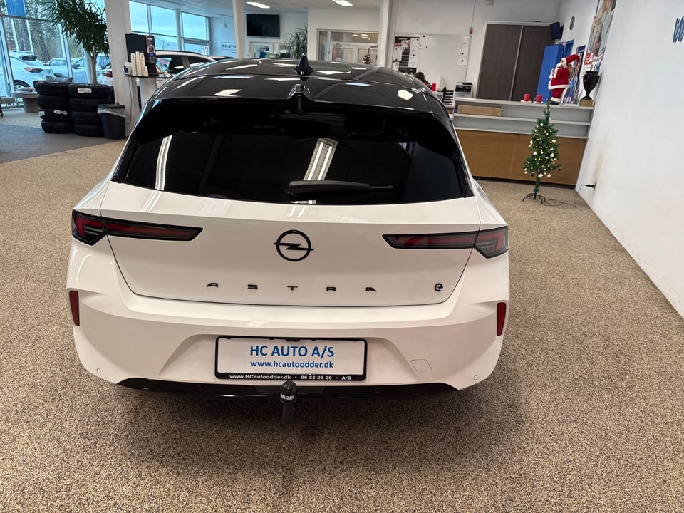 Opel Astra-e 54 Ultimate 5d