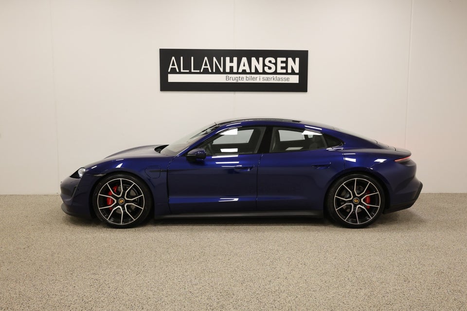 Porsche Taycan 4S Performance+ 4d