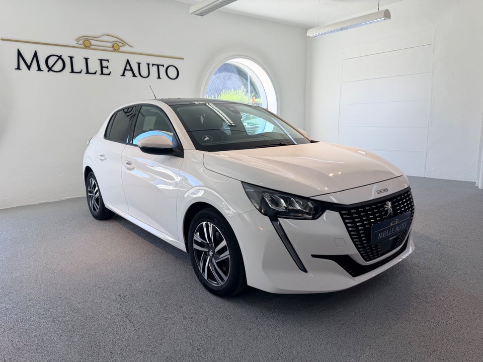 Peugeot 208 1,5 BlueHDi 100 Infinity Sky 5d