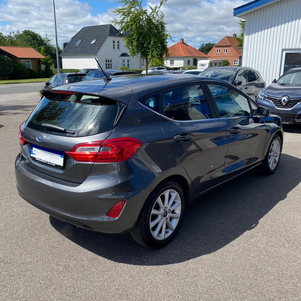 Ford Fiesta 1,0 EcoBoost Titanium 5d