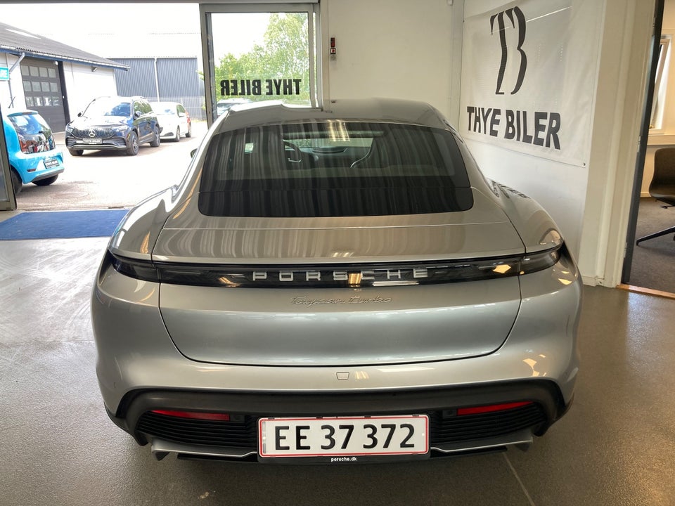 Porsche Taycan Turbo Performance+ 4d