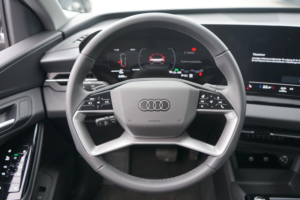 Audi Q6 e-tron Progress performance 5d