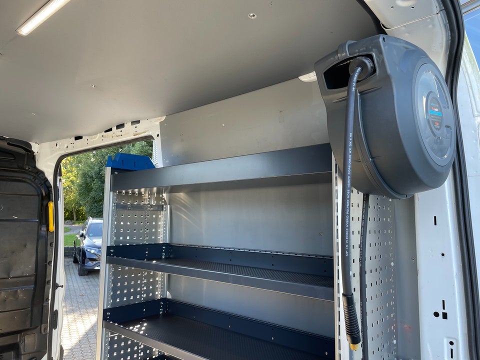 Ford Transit 350 L2 Van 2,0 TDCi 170 Trend H2 RWD