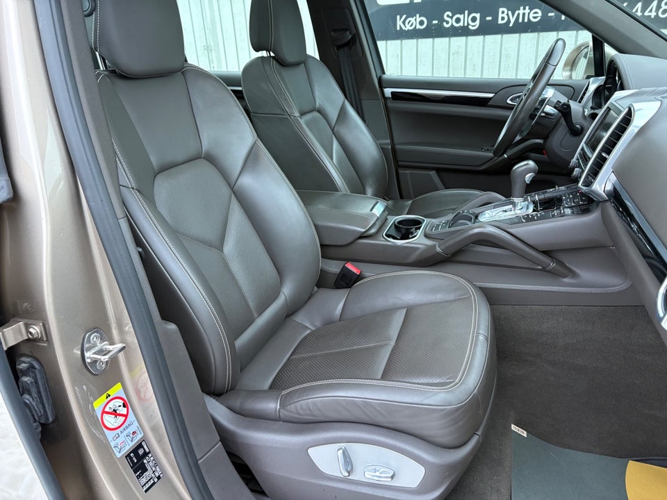 Porsche Cayenne 3,0 D Tiptr. 5d