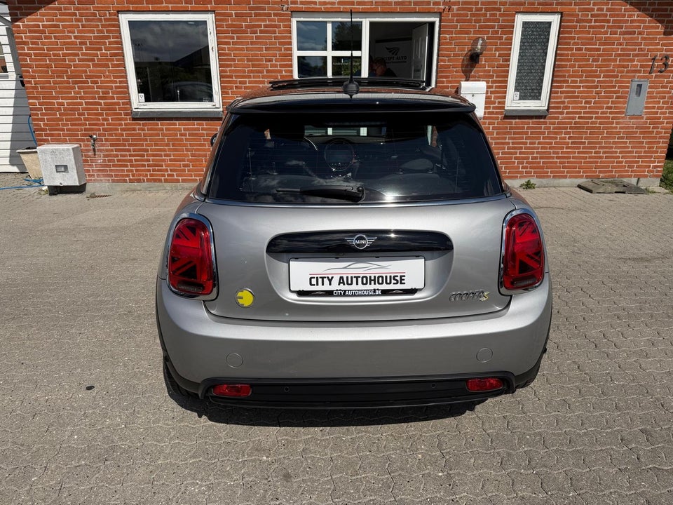 MINI Cooper SE Edition Premium 3d
