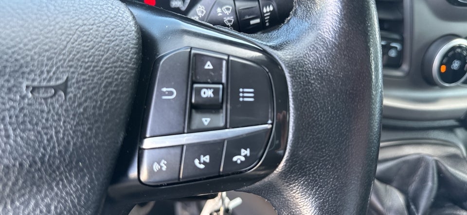 Ford Transit Custom 300L 2,0 TDCi 170 Trend