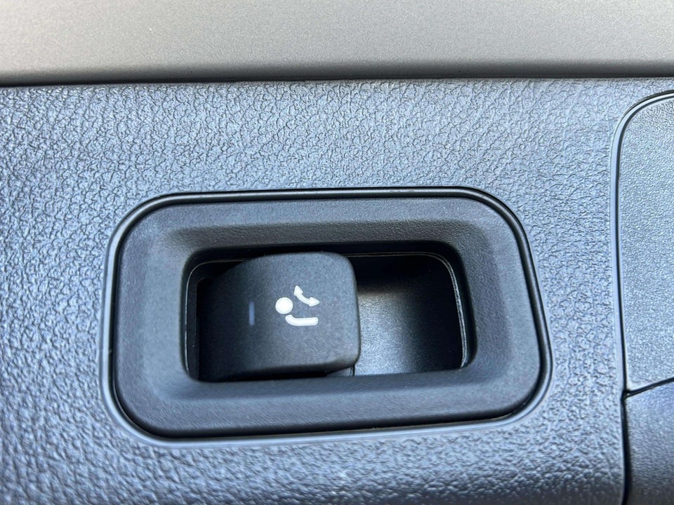 Mercedes EQB300 Progressive 4Matic 5d