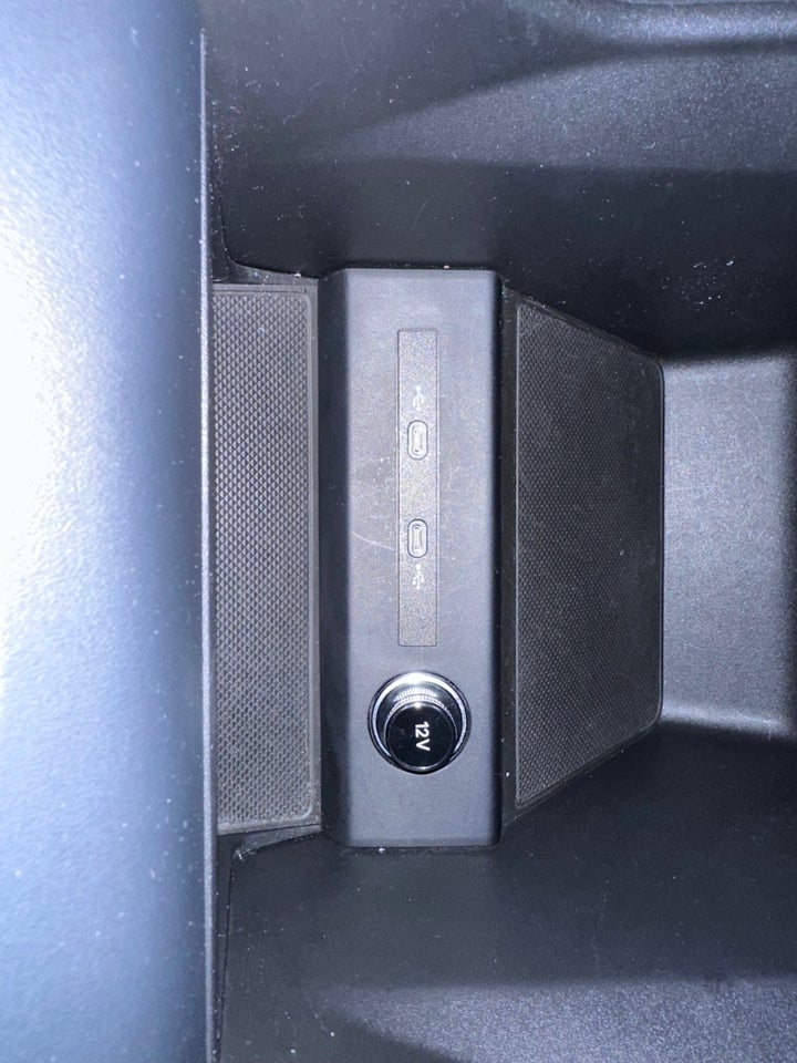 Audi Q4 e-tron 40 Advanced 5d