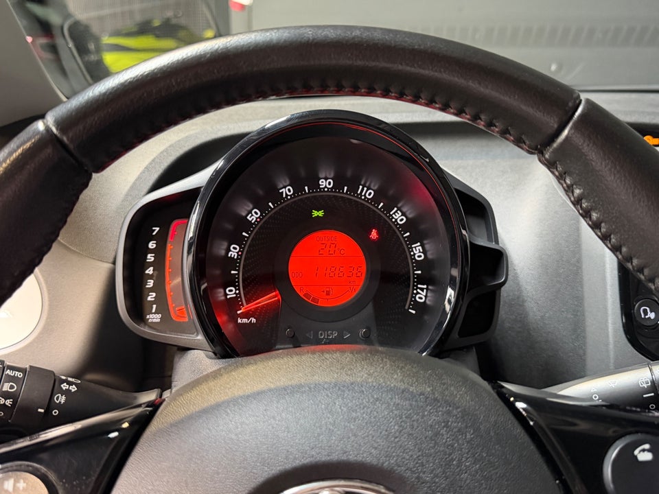 Toyota Aygo 1,0 VVT-i x-sky 5d