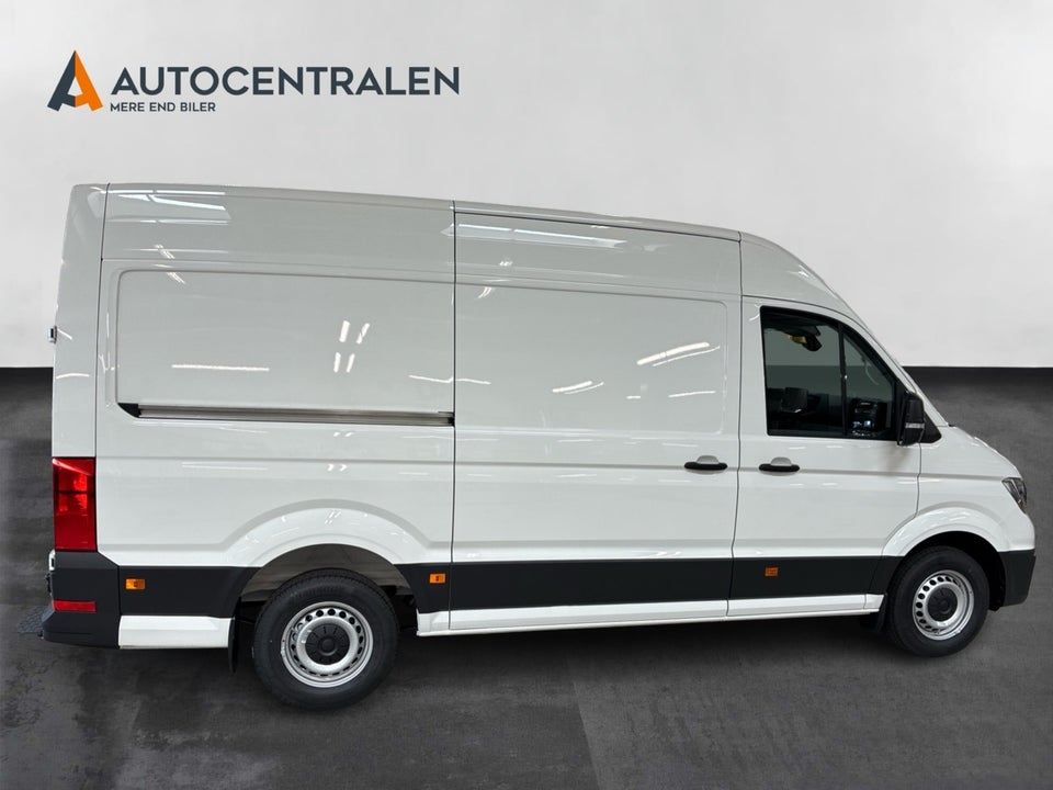 VW Crafter 35 2,0 TDi 177 Kassevogn L3H3 aut.