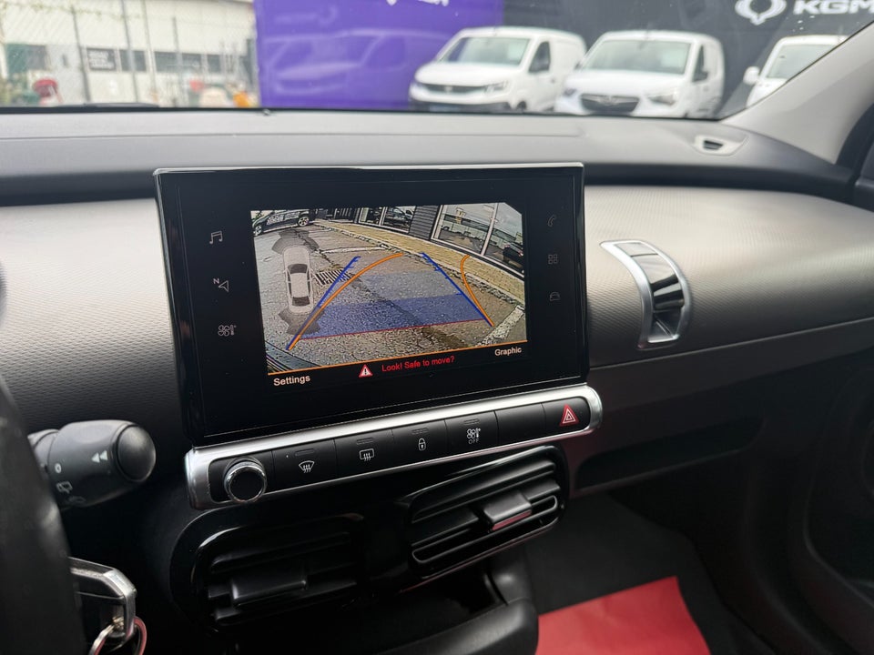 Citroën C4 Cactus 1,6 BlueHDi 100 Iconic Van 5d