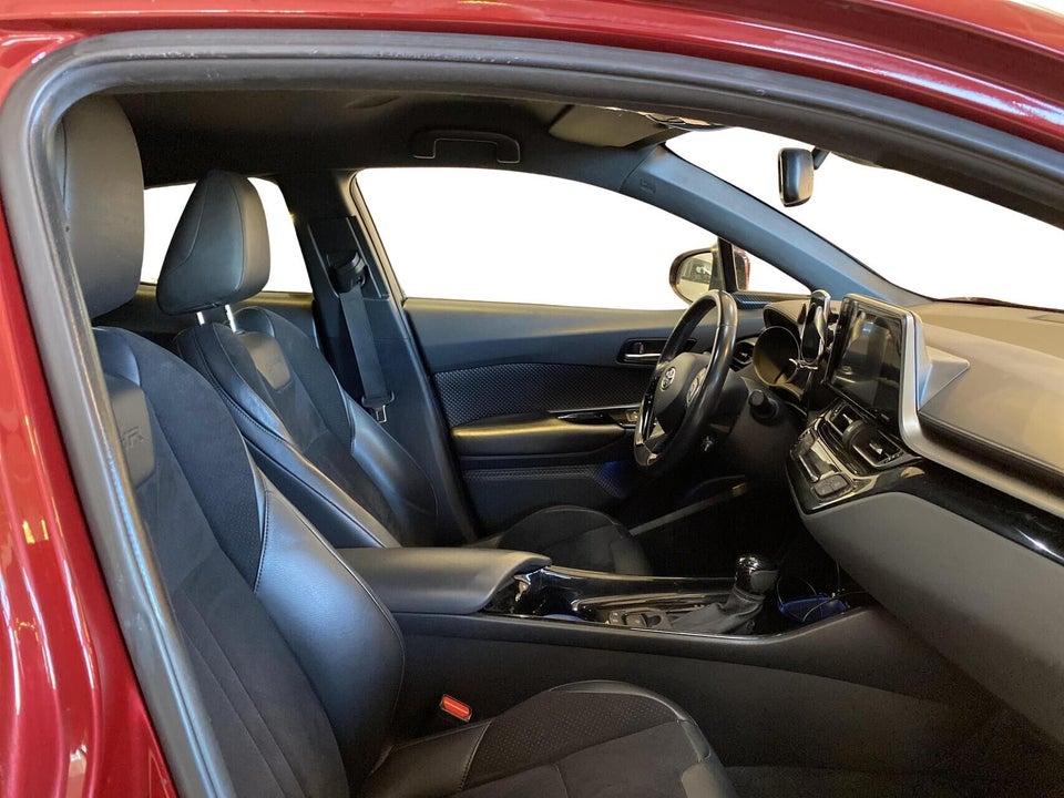 Toyota C-HR 1,8 Hybrid C-LUB Premium CVT 5d