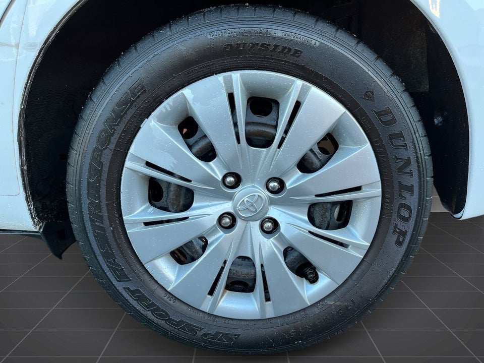 Toyota Yaris 1,5 Hybrid H1 e-CVT 5d