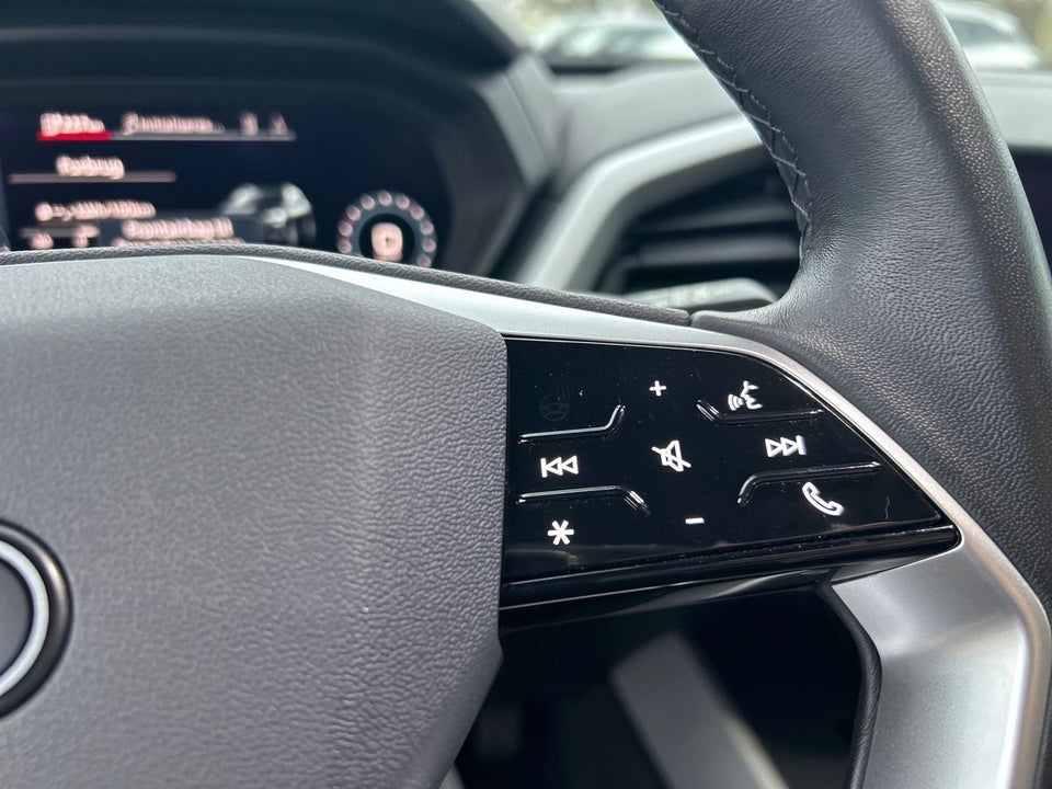 Audi Q4 e-tron 45 Attitude quattro 5d