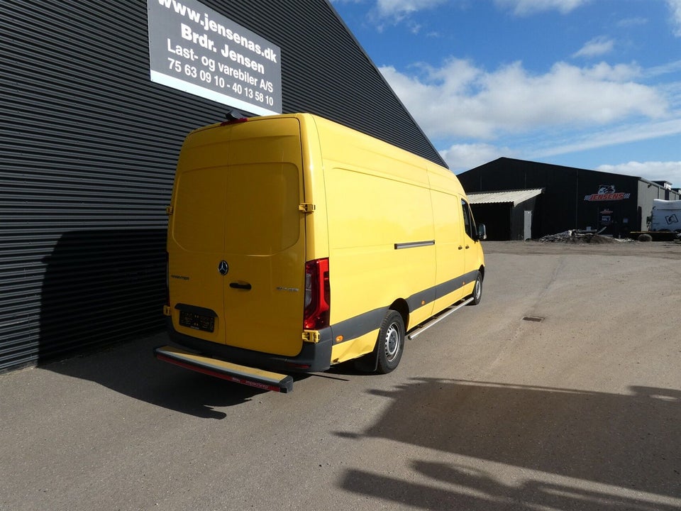 Mercedes Sprinter 317 2,0 CDi A3 Kassevogn aut. RWD