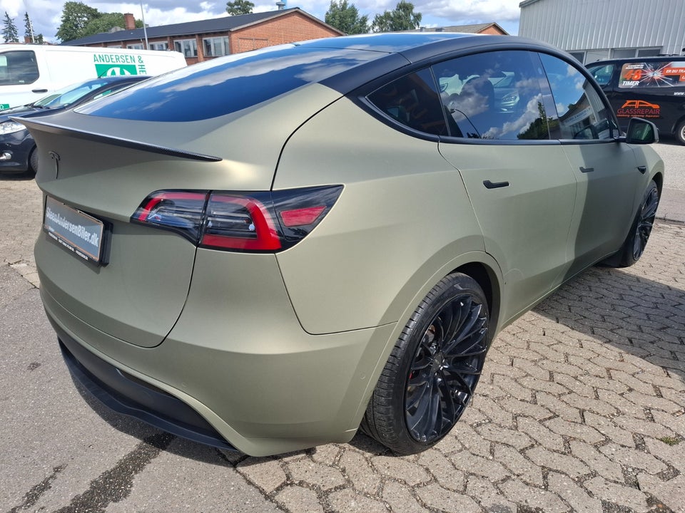 Tesla Model Y Performance AWD 5d