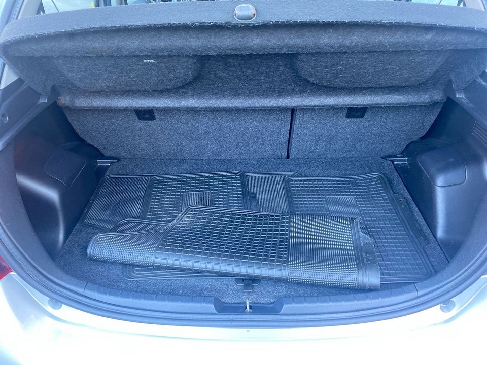 Toyota Yaris 1,5 Hybrid H2 e-CVT 5d