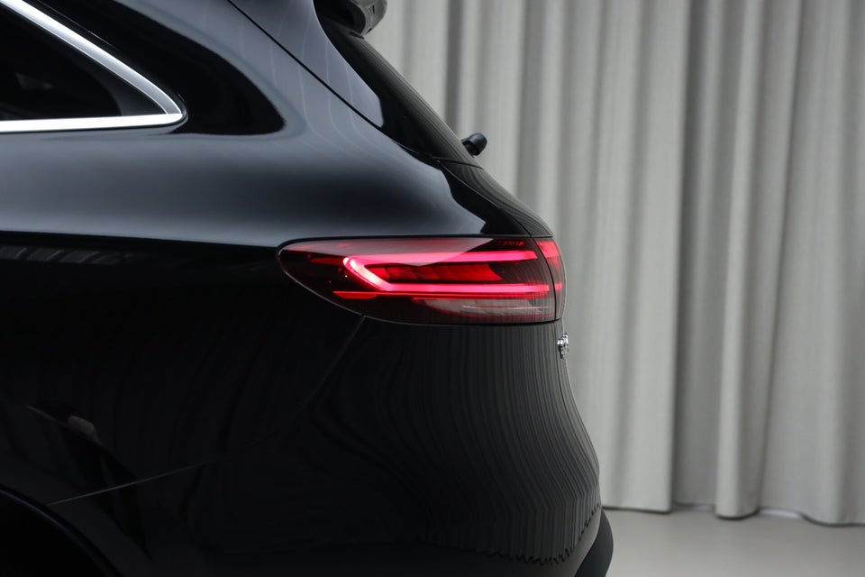 Mercedes EQC400 AMG Line 4Matic 5d