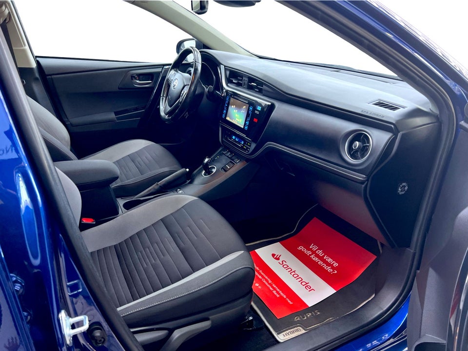 Toyota Auris 1,8 Hybrid H2 Comfort CVT 5d