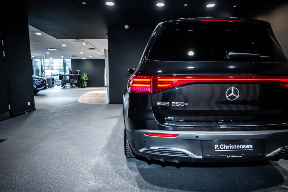 Mercedes EQB250+ AMG Premium 5d