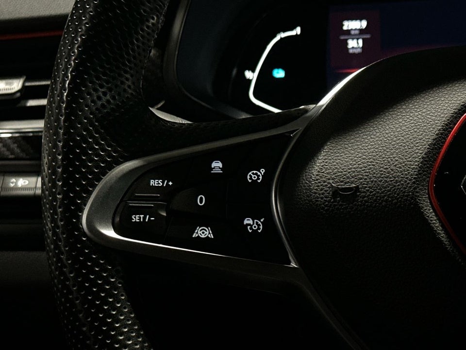 Renault Arkana 1,6 E-Tech R.S. Line 5d