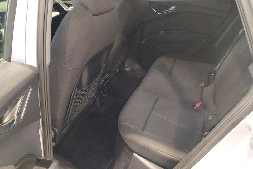 Audi Q4 e-tron 40 Attitude 5d