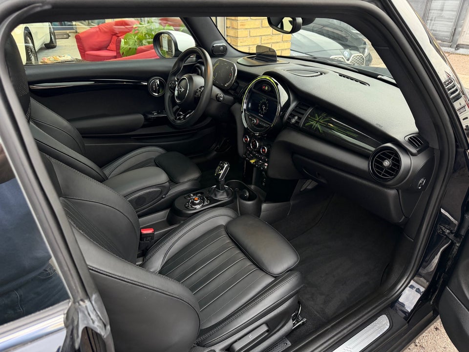 MINI Cooper SE Maximise 3d