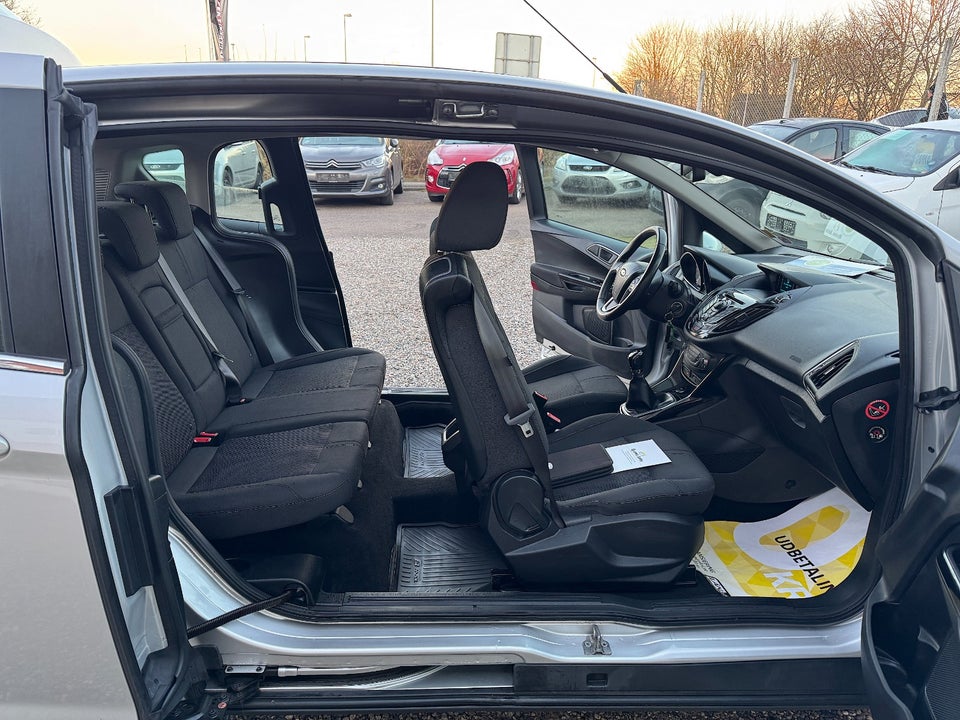 Ford B-MAX 1,0 SCTi 125 Titanium 5d