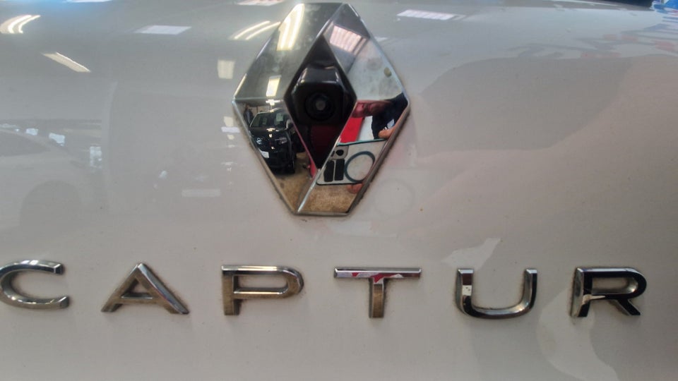 Renault Captur 1,6 E-Tech Intens 5d