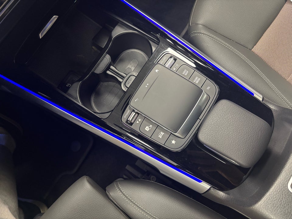 Mercedes EQB250 Electric Art 7prs 5d