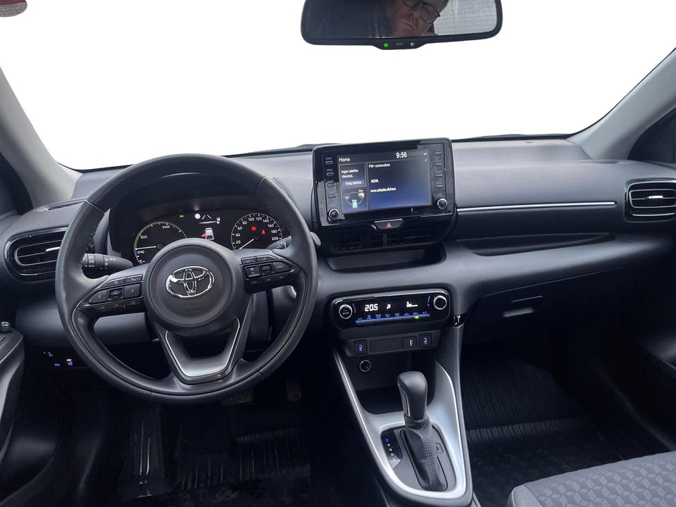 Toyota Yaris 1,5 Hybrid Active Tech e-CVT 5d