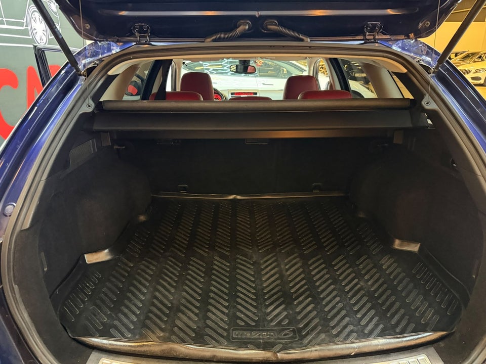 Mazda 6 2,2 DE 129 Premium stc. 5d