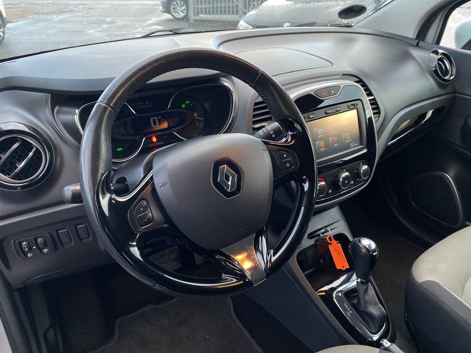 Renault Captur 1,2 TCe 120 Expression EDC 5d