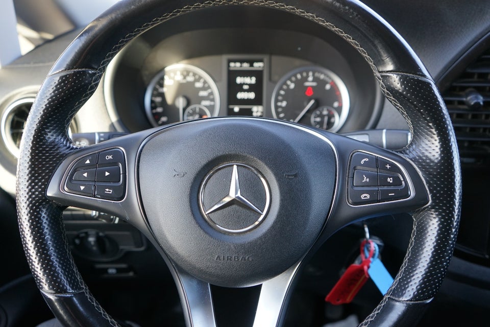 Mercedes Vito 114 2,0 CDi Kassevogn aut. L RWD