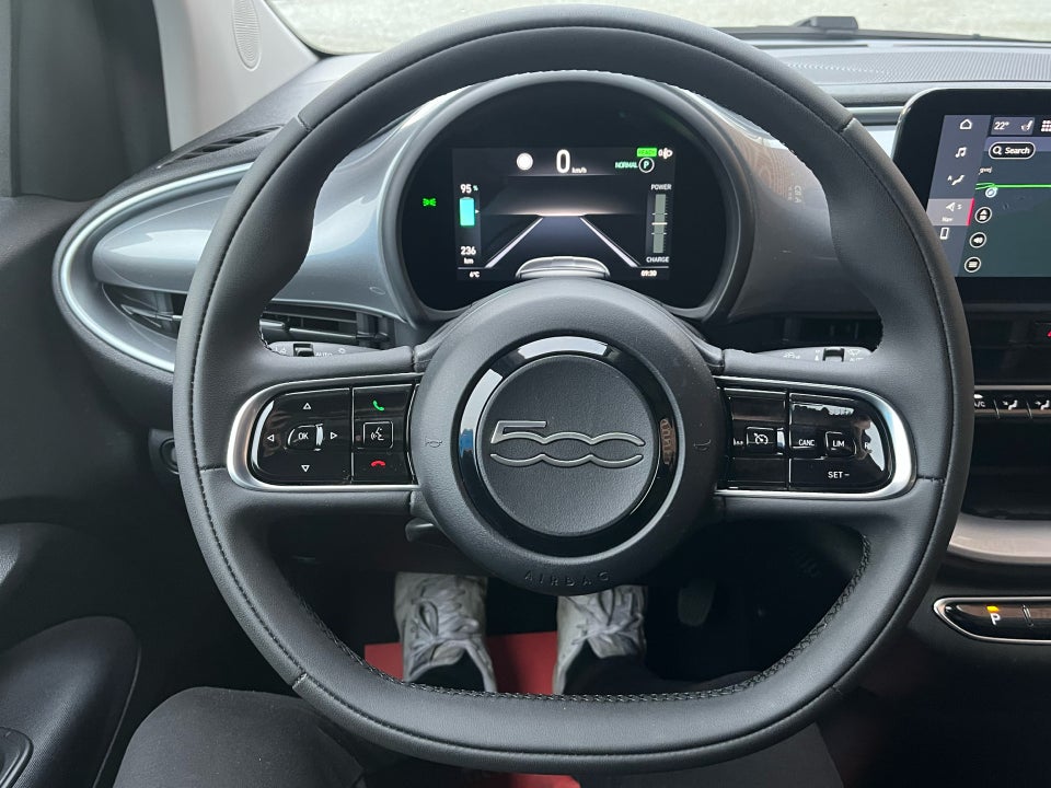 Fiat 500e 42 Icon Cabrio 2d