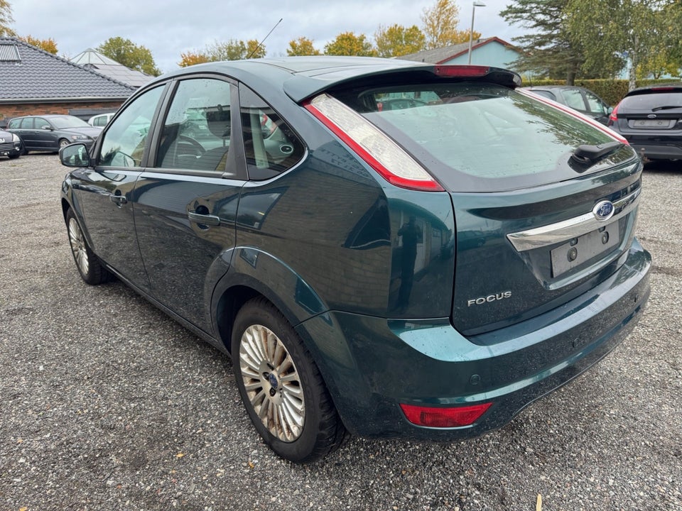 Ford Focus 1,6 Titanium 5d