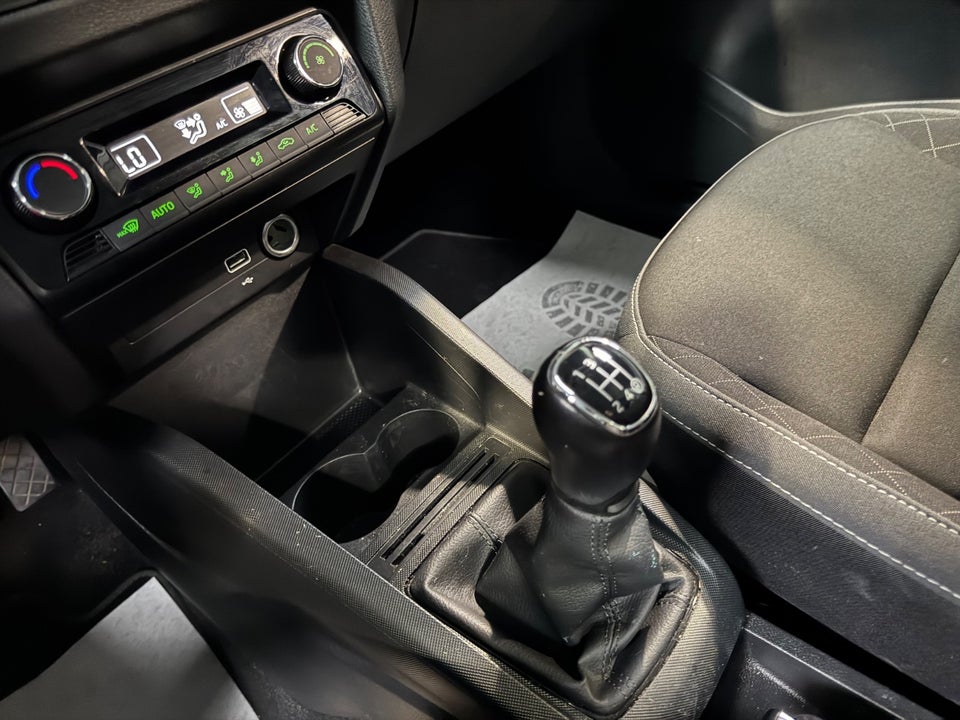Skoda Fabia 1,0 MPi 60 Ambition 5d