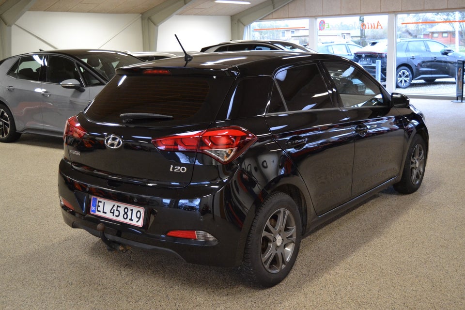 Hyundai i20 1,25 Trend 5d