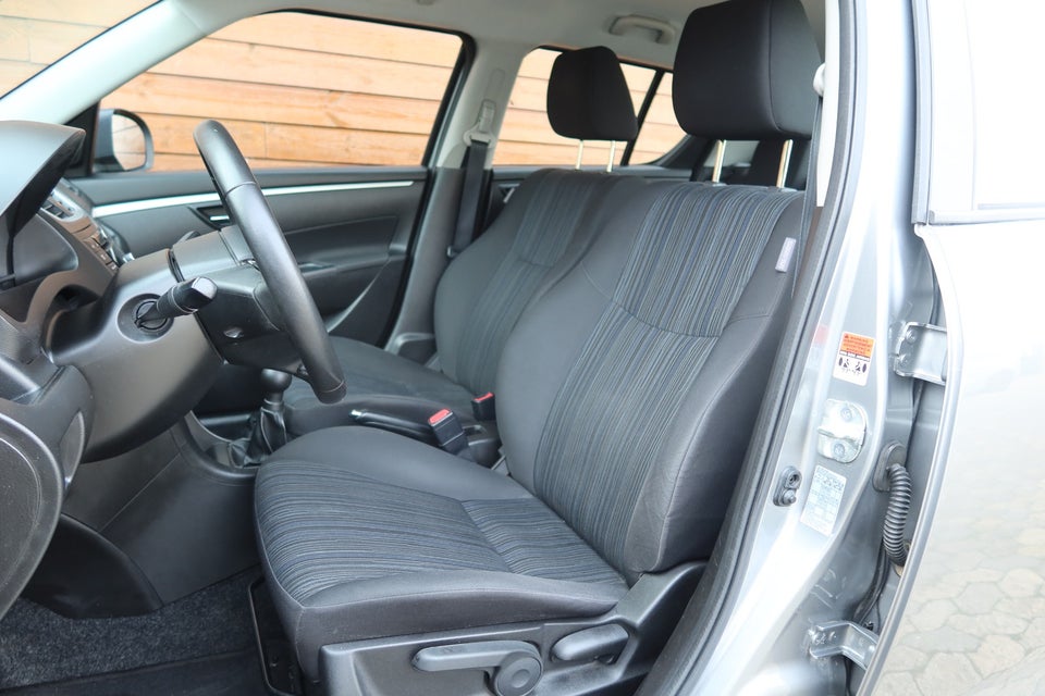 Suzuki Swift 1,2 Dualjet Comfort 5d