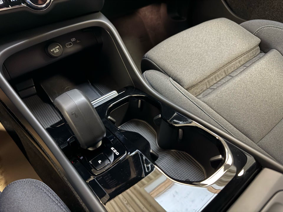 Volvo XC40 P6 ReCharge Core 5d