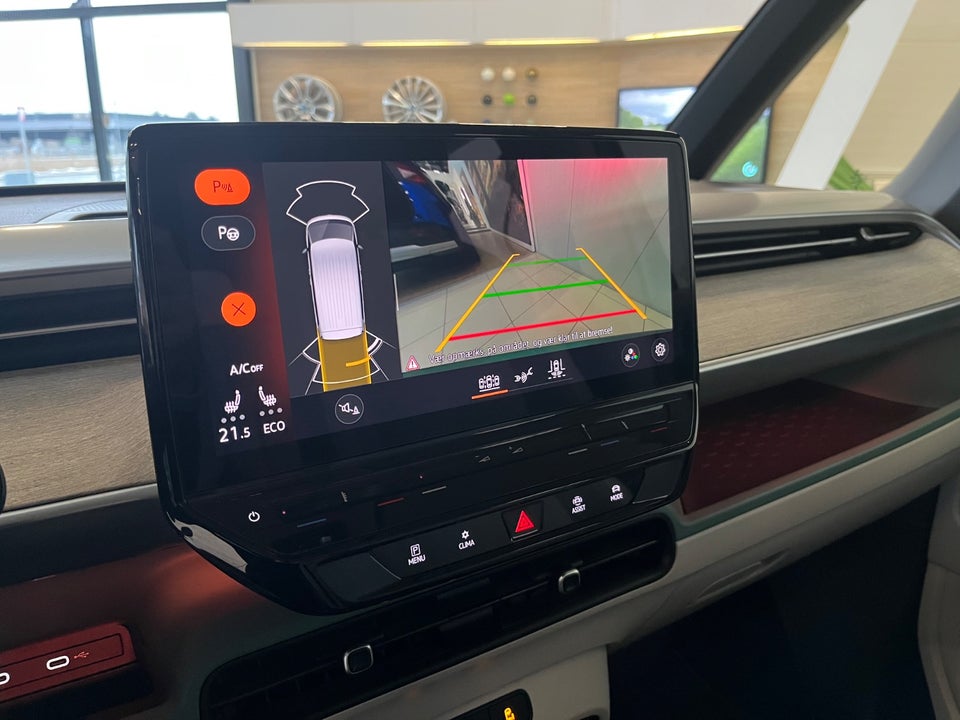 VW ID.Buzz 77 Pro SWB 5d