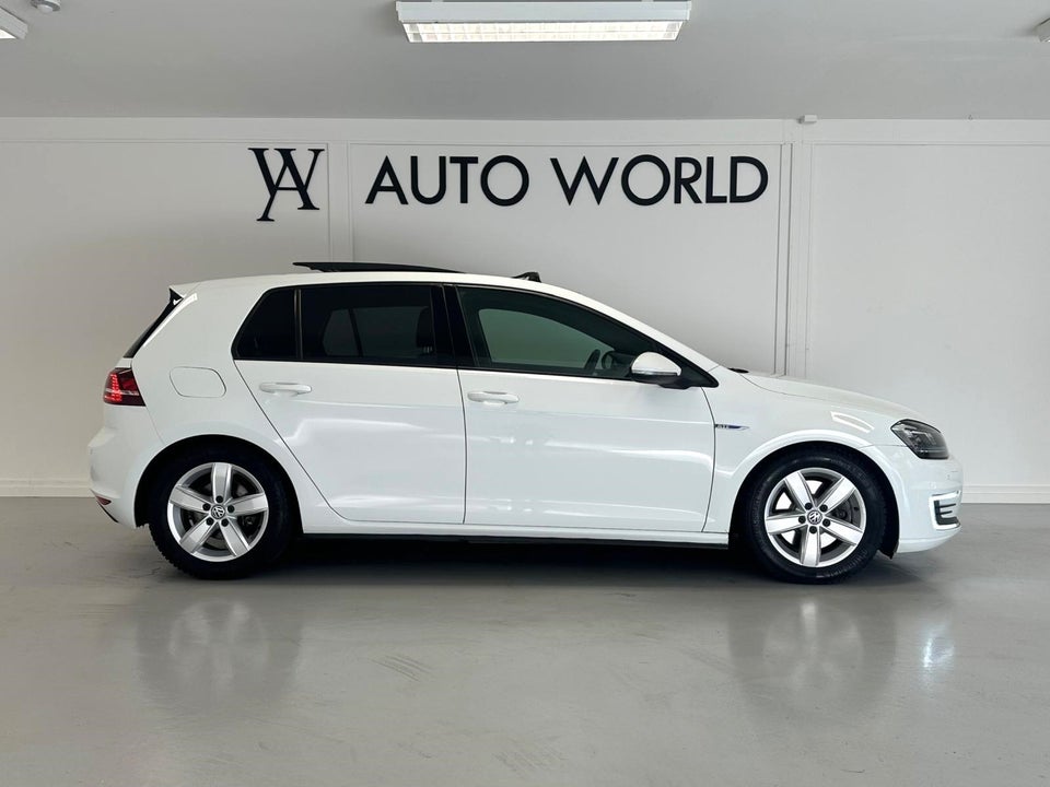 VW Golf VII 1,4 GTE DSG 5d