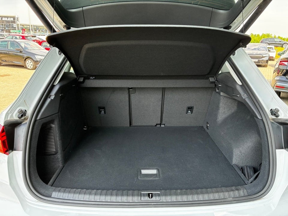 Audi Q3 45 TFSi e Attitude plus S-tr. 5d