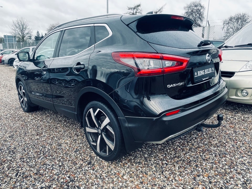 Nissan Qashqai 1,3 Dig-T 140 Tekna 5d