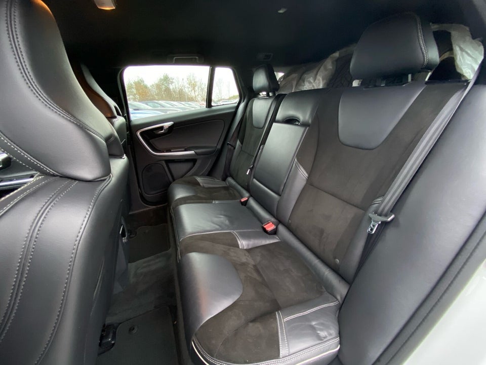 Volvo V60 2,0 T4 190 R-Design aut. 5d