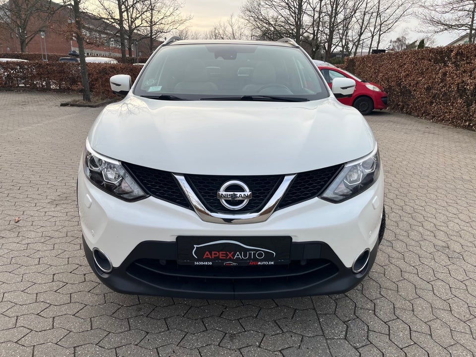 Nissan Qashqai 1,6 dCi 130 Tekna+ 5d